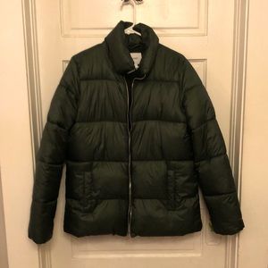 Super warm old navy puffer- women’s Large dark green